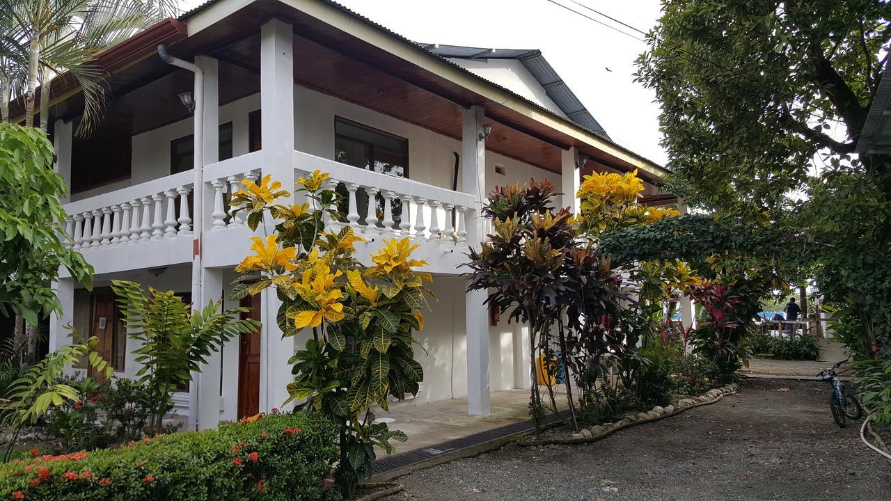 Hotel Quepos Paraiso מראה חיצוני תמונה